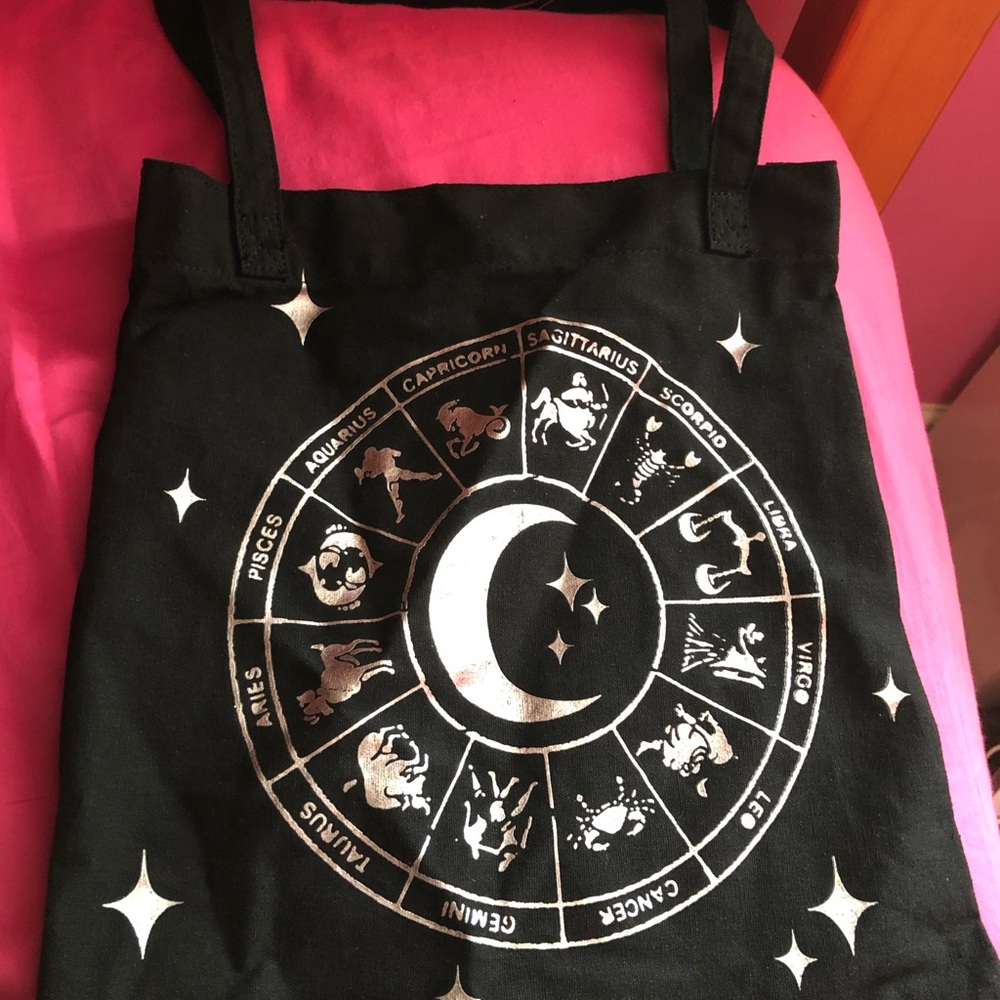 Small tote
